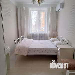 3-к квартира, посуточно, 60м2, 1/3 этаж