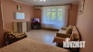 1-к квартира, посуточно, 38м2, 2/9 этаж