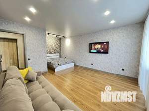 1-к квартира, посуточно, 38м2, 1/1 этаж