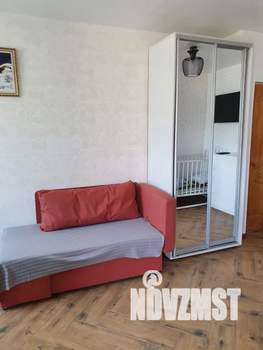 Студия квартира, посуточно, 35м2, 2/2 этаж