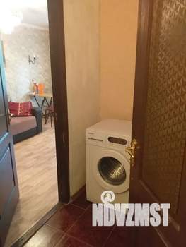 Студия квартира, посуточно, 55м2, 1/5 этаж