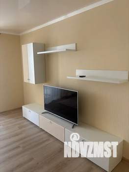 1-к квартира, посуточно, 60м2, 1/6 этаж