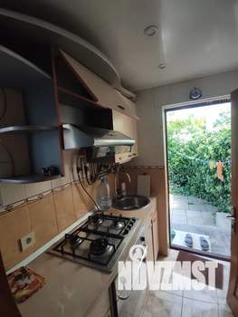 2-к квартира, посуточно, 50м2, 1/1 этаж