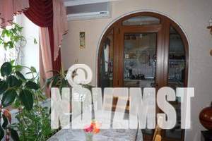 2-к квартира, посуточно, 10м2, 1/1 этаж