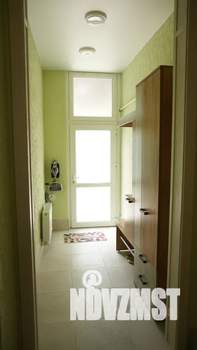 2-к квартира, посуточно, 58м2, 1/2 этаж