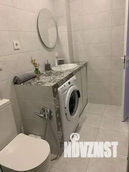 1-к квартира, посуточно, 37м2, 1/2 этаж