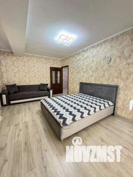 1-к квартира, посуточно, 42м2, 1/1 этаж