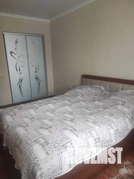 2-к квартира, посуточно, 64м2, 2/5 этаж