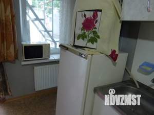 1-к квартира, посуточно, 30м2, 1/2 этаж