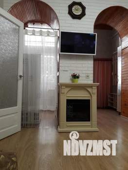 2-к квартира, посуточно, 40м2, 1/2 этаж