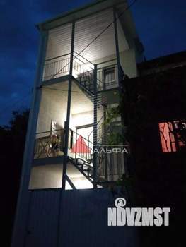 3-к квартира, вторичка, 100м2, 1/3 этаж