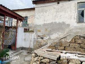 2-к квартира, вторичка, 38м2, 1/1 этаж