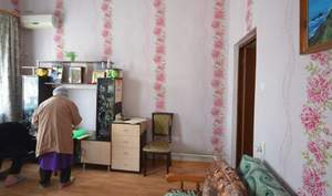 2-к квартира, вторичка, 43м2, 1/1 этаж