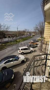 2-к квартира, вторичка, 68м2, 2/5 этаж