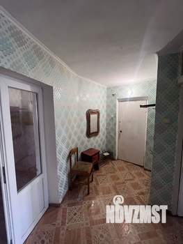 2-к квартира, вторичка, 56м2, 1/9 этаж