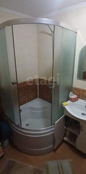3-к квартира, вторичка, 64м2, 1/5 этаж