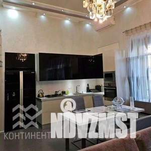 3-к квартира, вторичка, 200м2, 1/2 этаж