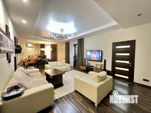 3-к квартира, вторичка, 140м2, 3/7 этаж