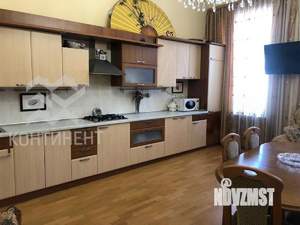 2-к квартира, вторичка, 71м2, 2/2 этаж