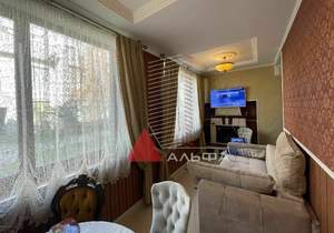 3-к квартира, вторичка, 77м2, 1/2 этаж