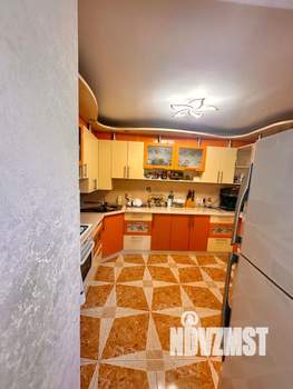 3-к квартира, вторичка, 70м2, 1/6 этаж