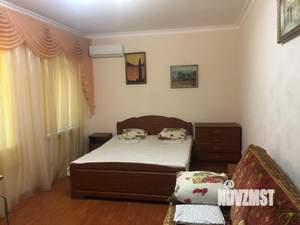 2-к квартира, вторичка, 60м2, 1/2 этаж