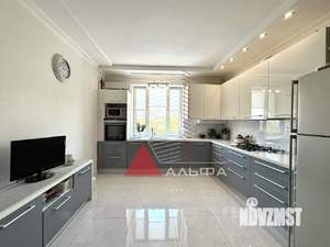 3-к квартира, вторичка, 117м2, 3/7 этаж
