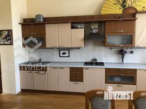 2-к квартира, вторичка, 71м2, 2/2 этаж