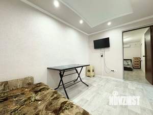 2-к квартира, вторичка, 44м2, 1/1 этаж