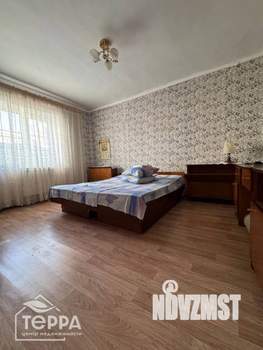 3-к квартира, вторичка, 47м2, 1/1 этаж