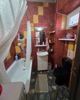 2-к квартира, вторичка, 30м2, 1/1 этаж