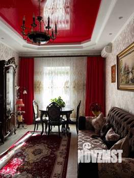 2-к квартира, вторичка, 57м2, 1/1 этаж