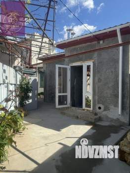 4-к квартира, вторичка, 100м2, 1/1 этаж