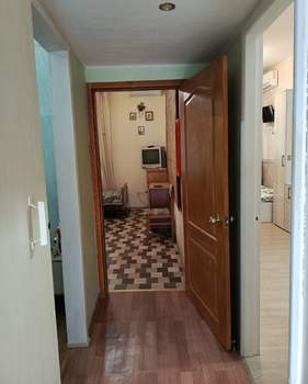 2-к квартира, вторичка, 50м2, 1/1 этаж