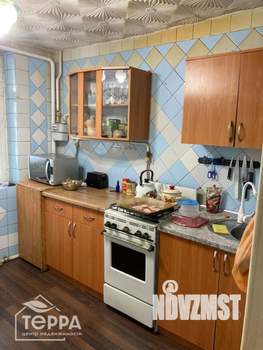 2-к квартира, вторичка, 49м2, 1/5 этаж