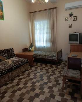 2-к квартира, вторичка, 50м2, 1/1 этаж