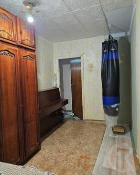 3-к квартира, вторичка, 55м2, 3/5 этаж