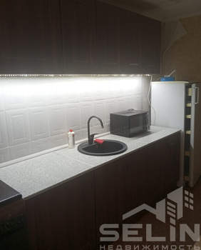 4-к квартира, вторичка, 77м2, 2/9 этаж