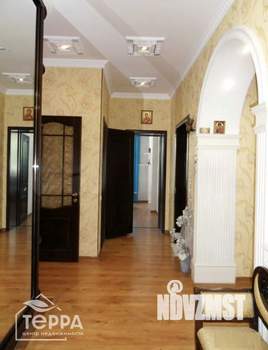 6-к квартира, вторичка, 223м2, 1/6 этаж