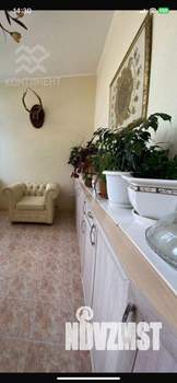 3-к квартира, вторичка, 102м2, 2/6 этаж