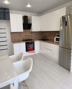 2-к квартира, вторичка, 74м2, 9/9 этаж
