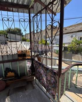 4-к квартира, вторичка, 70м2, 2/2 этаж
