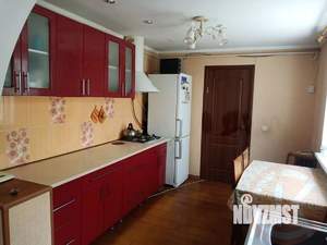 3-к квартира, вторичка, 64м2, 1/1 этаж