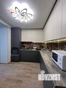4-к квартира, вторичка, 100м2, 1/6 этаж
