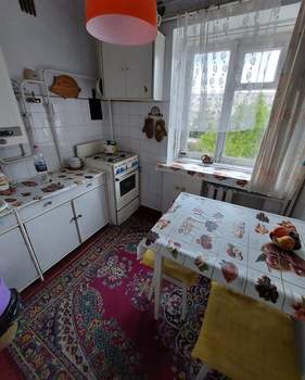 4-к квартира, вторичка, 55м2, 3/5 этаж