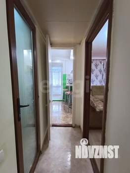 2-к квартира, вторичка, 37м2, 1/4 этаж