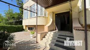 1-к квартира, вторичка, 52м2, 1/4 этаж