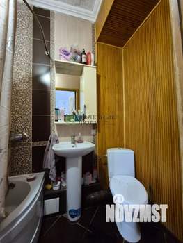 2-к квартира, вторичка, 63м2, 2/2 этаж