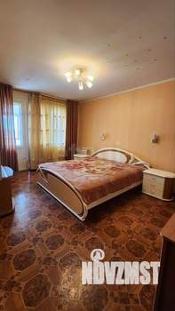 4-к квартира, вторичка, 77м2, 5/5 этаж