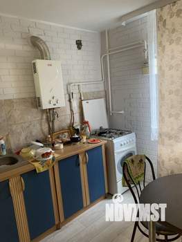 2-к квартира, вторичка, 45м2, 1/4 этаж
